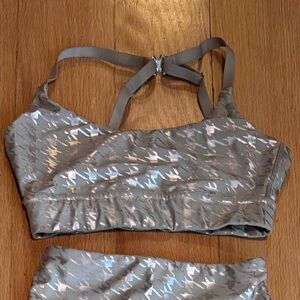 Houndstooth shiny workout top